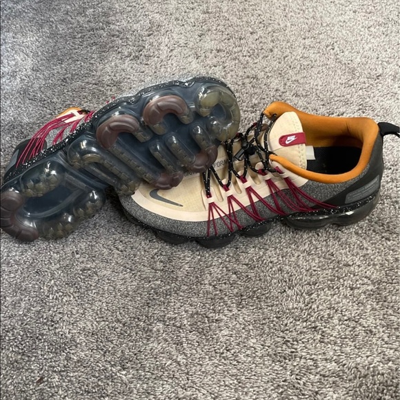 Air VaporMax Run Utility 'Desert One' - Picture 4 of 5